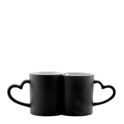 Prinτ on a black mug that changes color, with a heart handle